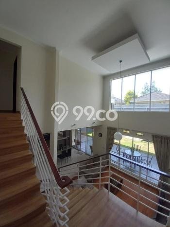 PROPERTI PILIHAN! Rumah Nyaman area , LT 360m2m² Bangunan 200m2m² PROPERTI PILIHAN! Rumah Nyaman area , LT 360m2m² Bangunan 200m2m²