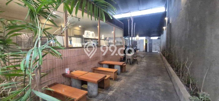 Komersial Bagus Dijual LB 100m2 Lokasi Strategis Bandung Area Cocok untuk Berbisnis Komersial Bagus Dijual LB 100m2 Lokasi Strategis Bandung Area Cocok untuk Berbisnis