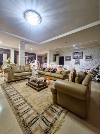 Hunian Eksklusif Siap Huni LT 613m2 di Cilandak, Jakarta Selatan Hunian Eksklusif Siap Huni LT 613m2 di Cilandak, Jakarta Selatan
