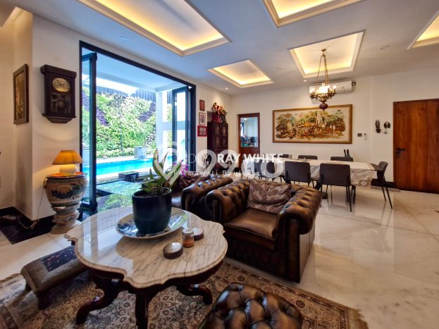 Rumah Elit Modern Siap Huni di Kemang Jakarta Selatan Rumah Elit Modern Siap Huni di Kemang Jakarta Selatan