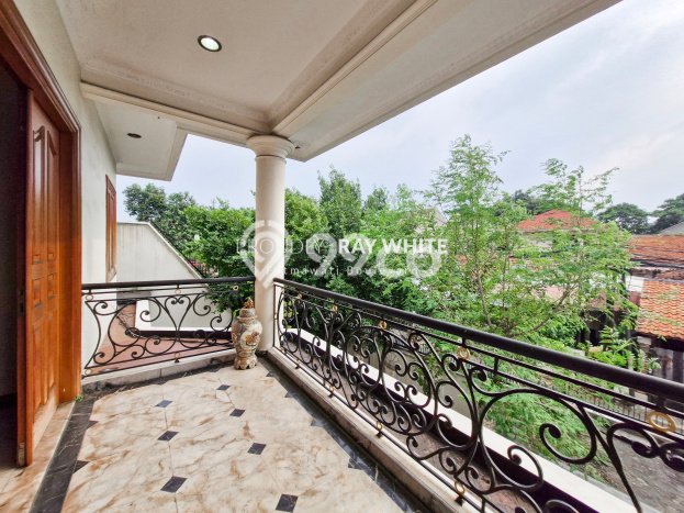 Rumah Luxury Modern Siap Huni di Cipete Jakarta Selatan Rumah Luxury Modern Siap Huni di Cipete Jakarta Selatan
