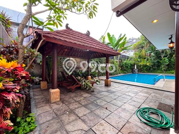 Rumah area Ampera, 4 KT, Dekat Pusat Kota, LT 500m2m² LB 350m2m² Rumah area Ampera, 4 KT, Dekat Pusat Kota, LT 500m2m² LB 350m2m²