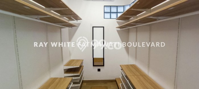 Dijual Rumah Luas Megah Dengan View Eksklusif di Cipete, Jakarta Selatan Dijual Rumah Luas Megah Dengan View Eksklusif di Cipete, Jakarta Selatan