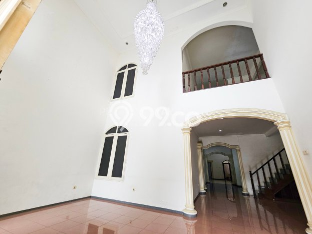 For Sale! Premium House LT 321m2 Desain Modern di Jati Padang For Sale! Premium House LT 321m2 Desain Modern di Jati Padang