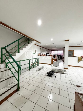 Unit Ruko Dijual di Jakarta Timur LT 248m2 & LB 342m2 Unit Ruko Dijual di Jakarta Timur LT 248m2 & LB 342m2
