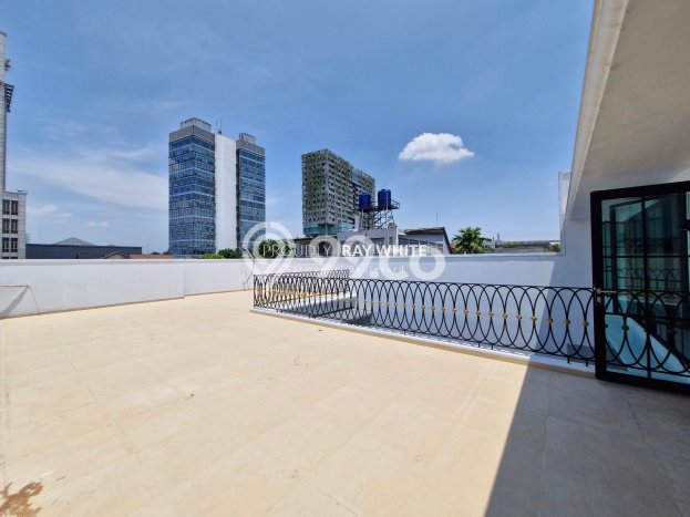 Dijual Rumah Elit Exclusive di Cilandak, Jakarta Selatan Dijual Rumah Elit Exclusive di Cilandak, Jakarta Selatan