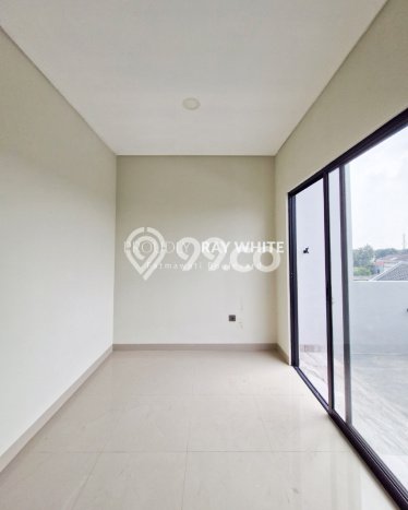 Dijual Hunian Rumah Terawat 3 Kamar di Gandaria, Jakarta Selatan Dijual Hunian Rumah Terawat 3 Kamar di Gandaria, Jakarta Selatan