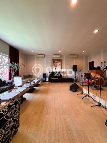 Hunian Elit LB 1000m2 Siap Huni Desain Elegan di Tanah Kusir, Jakarta Selatan Hunian Elit LB 1000m2 Siap Huni Desain Elegan di Tanah Kusir, Jakarta Selatan