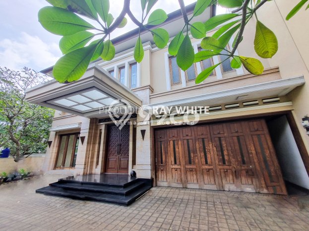 Hunian Super Mewah dengan Akses Paling Strategis di Pondok Indah, Jakarta Selatan Hunian Super Mewah dengan Akses Paling Strategis di Pondok Indah, Jakarta Selatan
