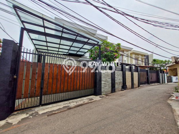 Rumah Sejuk di Cipete, 5 KM, Bebas Banjir Rumah Sejuk di Cipete, 5 KM, Bebas Banjir