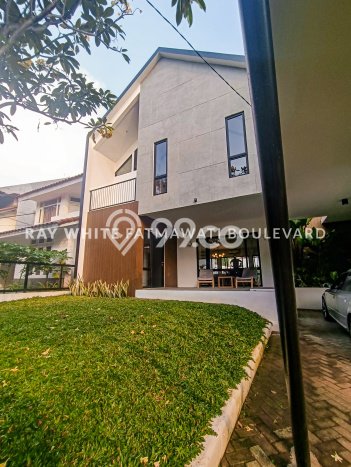 Dijual Rumah Luas Megah Dengan View Eksklusif di Cipete, Jakarta Selatan Dijual Rumah Luas Megah Dengan View Eksklusif di Cipete, Jakarta Selatan