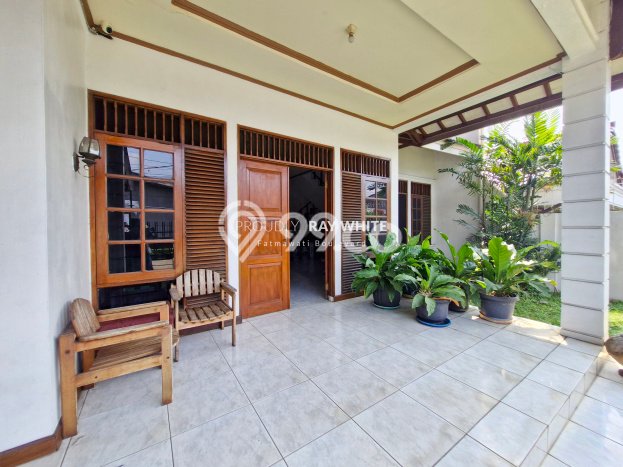 Siap Huni Rumah Mewah 4 Kamar di Ciputat Timur Dekat ke Mana Saja Siap Huni Rumah Mewah 4 Kamar di Ciputat Timur Dekat ke Mana Saja