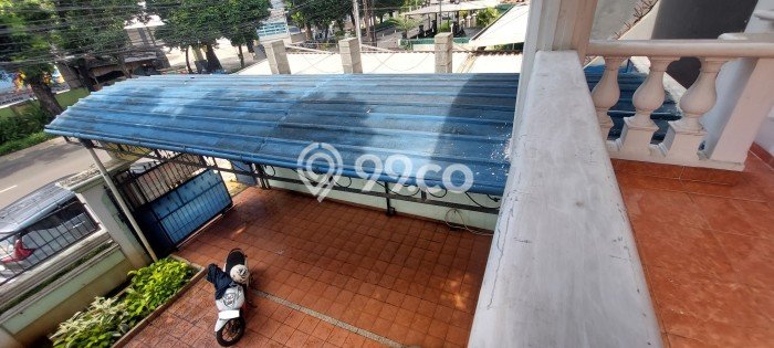 Jual Rumah Luas Elegan Dengan View Eksklusif di Cibubur, Jakarta Timur Jual Rumah Luas Elegan Dengan View Eksklusif di Cibubur, Jakarta Timur