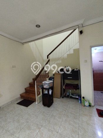 Rumah Minimalis 3 KT di Raffles Hills Jakarta Timur Rumah Minimalis 3 KT di Raffles Hills Jakarta Timur