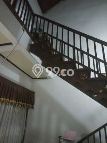 Ready to Use! Premium House LT 240m2 Desain Modern di Sarijadi Ready to Use! Premium House LT 240m2 Desain Modern di Sarijadi