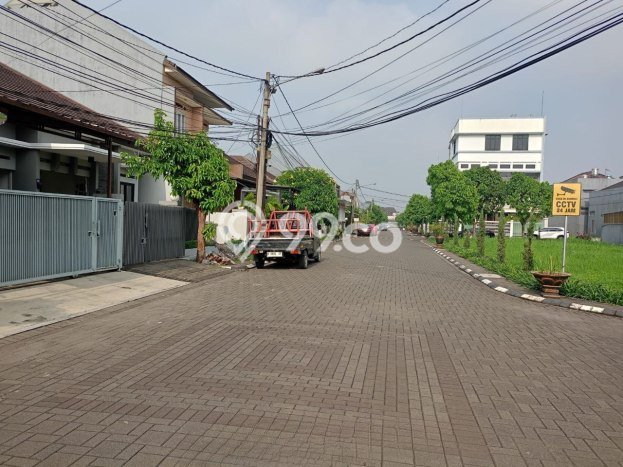 Tanah untuk Dijual di Batununggal Bandung Luas 290m2 Tanah untuk Dijual di Batununggal Bandung Luas 290m2
