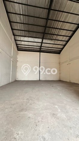 Disewakan Gudang di Pusat Kota Batam Ramai Strategis Disewakan Gudang di Pusat Kota Batam Ramai Strategis