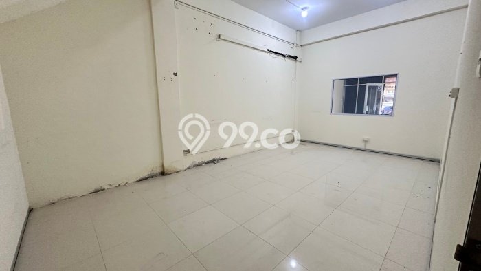 For Rent Ruko Premium Kawasan , Luas 90m2m², Area Bisnis, Akses Bagus For Rent Ruko Premium Kawasan , Luas 90m2m², Area Bisnis, Akses Bagus