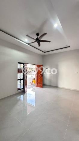 HARGA TERBAIK! Rumah Premium di , Luas 90m2m² Bangunan 220m2m² HARGA TERBAIK! Rumah Premium di , Luas 90m2m² Bangunan 220m2m²