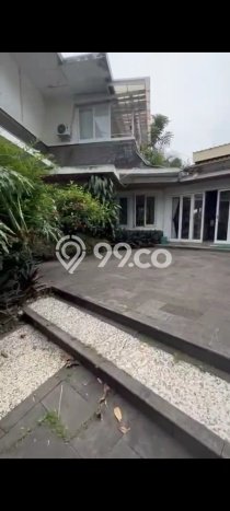 Ready to Use! Luxury House LT 5468m2 Desain Modern di Merdeka Ready to Use! Luxury House LT 5468m2 Desain Modern di Merdeka