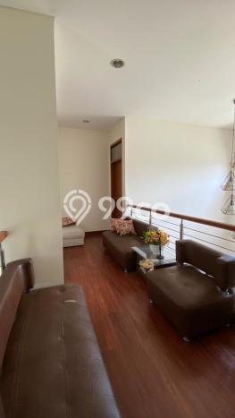 Rumah Luxury Modern Tanpa Renovasi di Pondok Hijau Bandung Rumah Luxury Modern Tanpa Renovasi di Pondok Hijau Bandung