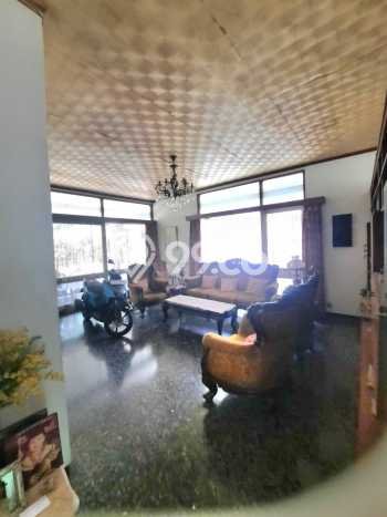 Jual Rumah Mewah Elegan Dengan View Cantik di Ciumbuleuit, Bandung Jual Rumah Mewah Elegan Dengan View Cantik di Ciumbuleuit, Bandung