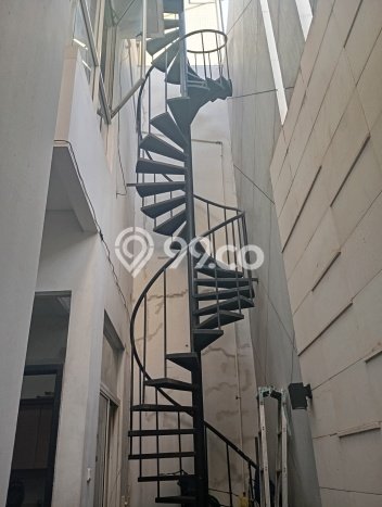 Jual Rumah Luas Elegan Dengan View Eksklusif di Brumbungan, Semarang Jual Rumah Luas Elegan Dengan View Eksklusif di Brumbungan, Semarang