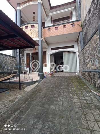 Lokasi terbaik! Rumah siap huni disewakan di Candisari LB 230m2 Lokasi terbaik! Rumah siap huni disewakan di Candisari LB 230m2