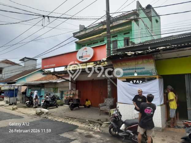 Lokasi Strategis! Dijual Ruko Bisnis di Legok, Tangerang Kondisi Baik Lokasi Strategis! Dijual Ruko Bisnis di Legok, Tangerang Kondisi Baik