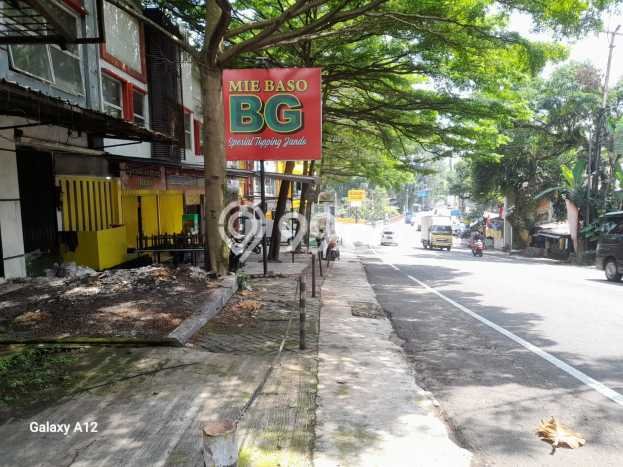 Lokasi Strategis! Dijual Ruko Bisnis di Cisarua, Bogor Kondisi Baik Lokasi Strategis! Dijual Ruko Bisnis di Cisarua, Bogor Kondisi Baik