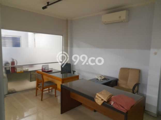 Kantor Disewakan di Kawasan Ramai Karawaci, Tangerang Kantor Disewakan di Kawasan Ramai Karawaci, Tangerang
