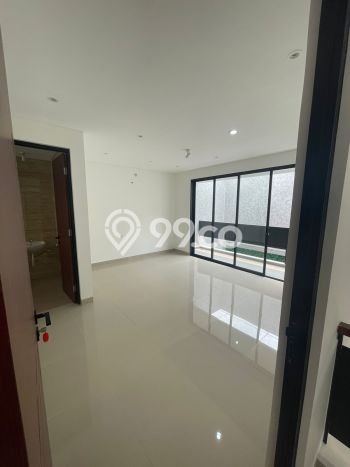 Hunian Mewah LB 285m2 Siap Huni Desain Elegan di Bintaro, Tangerang Selatan Hunian Mewah LB 285m2 Siap Huni Desain Elegan di Bintaro, Tangerang Selatan
