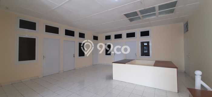 BEST OFFER! Rumah Untuk Investasi di Cileunyi, Luas 240m2m² LB 336m2m² BEST OFFER! Rumah Untuk Investasi di Cileunyi, Luas 240m2m² LB 336m2m²