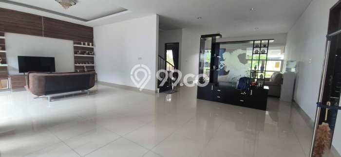 Rumah Elit LB 240m2 Siap Pakai Desain Elegan di Kota Baru Parahyangan, Bandung Rumah Elit LB 240m2 Siap Pakai Desain Elegan di Kota Baru Parahyangan, Bandung