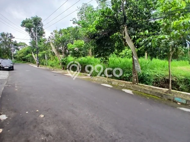 Lahan Strategis di Dau Dijual dengan Luas 200m2 Lahan Strategis di Dau Dijual dengan Luas 200m2
