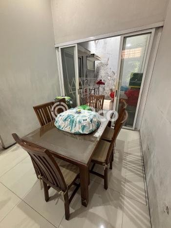 Jual Rumah Luas Megah Dengan View Eksklusif di Daan Mogot, Jakarta Barat Jual Rumah Luas Megah Dengan View Eksklusif di Daan Mogot, Jakarta Barat