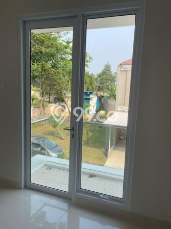 Rumah Luas Asri 3 KT Siap Huni di Gading Serpong Tangerang Rumah Luas Asri 3 KT Siap Huni di Gading Serpong Tangerang
