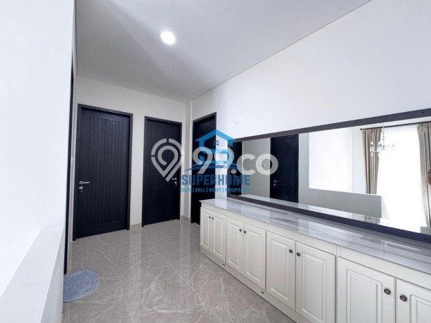 Rumah area Muka Kuning, 4 KT, Area Strategis, LT 247m² LB 200m² Rumah area Muka Kuning, 4 KT, Area Strategis, LT 247m² LB 200m²