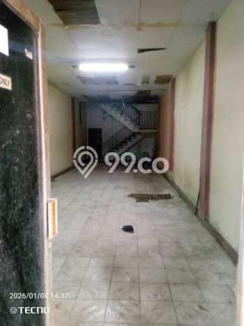 Ruko Dijual di Prime Area Jakarta Barat Luas 250m2 Ruko Dijual di Prime Area Jakarta Barat Luas 250m2