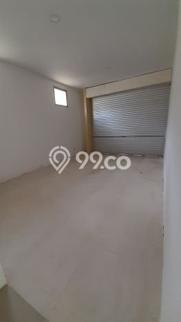 Disewakan! Rumah 4 Kamar Tidur &
4 Kamar Mandi di Batam Centre, Batam Disewakan! Rumah 4 Kamar Tidur &
4 Kamar Mandi di Batam Centre, Batam