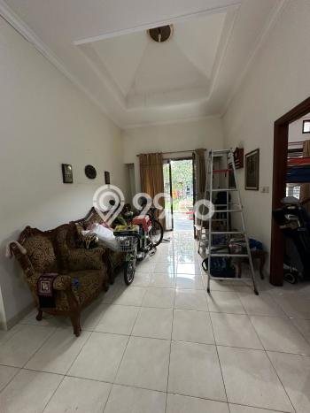 Jual Rumah Strategis Bagus Punya 2 KT di Sawangan Depok SHM Jual Rumah Strategis Bagus Punya 2 KT di Sawangan Depok SHM