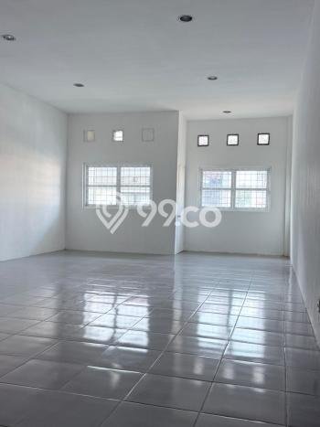 Unit Komersial Disewakan di Tangerang Selatan Area Strategis Harga Kompetitif Unit Komersial Disewakan di Tangerang Selatan Area Strategis Harga Kompetitif