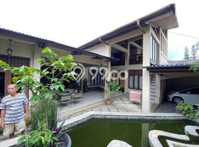 Jual Rumah Luas Megah Dengan View Eksklusif di Setiabudi, Bandung Jual Rumah Luas Megah Dengan View Eksklusif di Setiabudi, Bandung