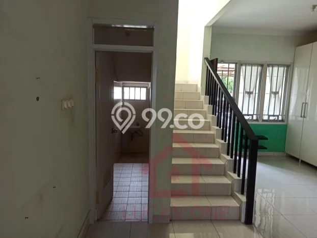Rumah Luas Asri 4 KT Siap Pakai di Cikupa Citra Raya Tangerang Rumah Luas Asri 4 KT Siap Pakai di Cikupa Citra Raya Tangerang