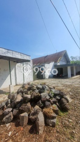 LOKASI PREMIUM! Gudang di Blimbing, Luas 600m2m², Mainroad, Kawasan Komersial LOKASI PREMIUM! Gudang di Blimbing, Luas 600m2m², Mainroad, Kawasan Komersial