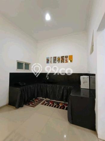 Kesempatan Investasi Rumah LT 90m2m² di Lokasi Strategis, Surabaya Kesempatan Investasi Rumah LT 90m2m² di Lokasi Strategis, Surabaya