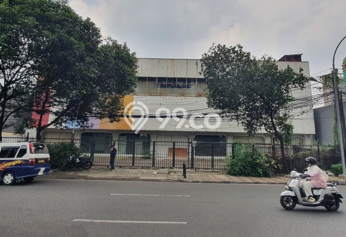 FOR RENT! Ruko di Babakan Cocok untuk Bisnis 2015m2 FOR RENT! Ruko di Babakan Cocok untuk Bisnis 2015m2