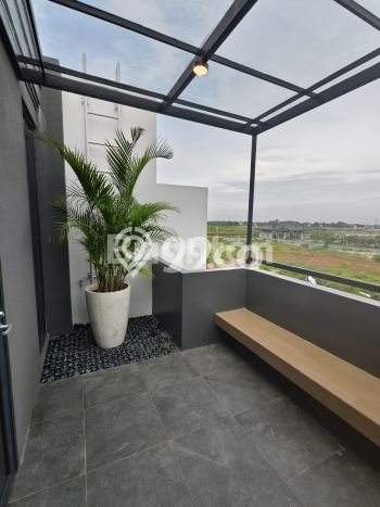 Siap Huni Rumah Mewah 5 Kamar di Pagedangan Dekat ke Mana Saja Siap Huni Rumah Mewah 5 Kamar di Pagedangan Dekat ke Mana Saja