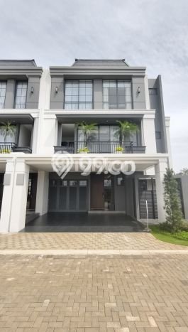 Siap Huni Rumah Mewah 5 Kamar di Pagedangan Dekat ke Mana Saja Siap Huni Rumah Mewah 5 Kamar di Pagedangan Dekat ke Mana Saja