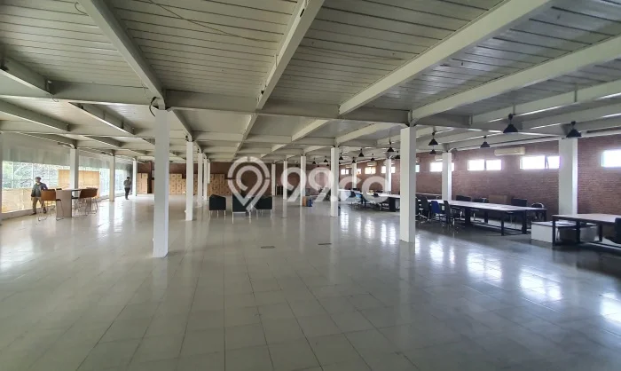 FOR RENT! Ruko di Babakan Cocok untuk Bisnis 2015m2 FOR RENT! Ruko di Babakan Cocok untuk Bisnis 2015m2
